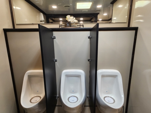 interior 10 stall restroom rental