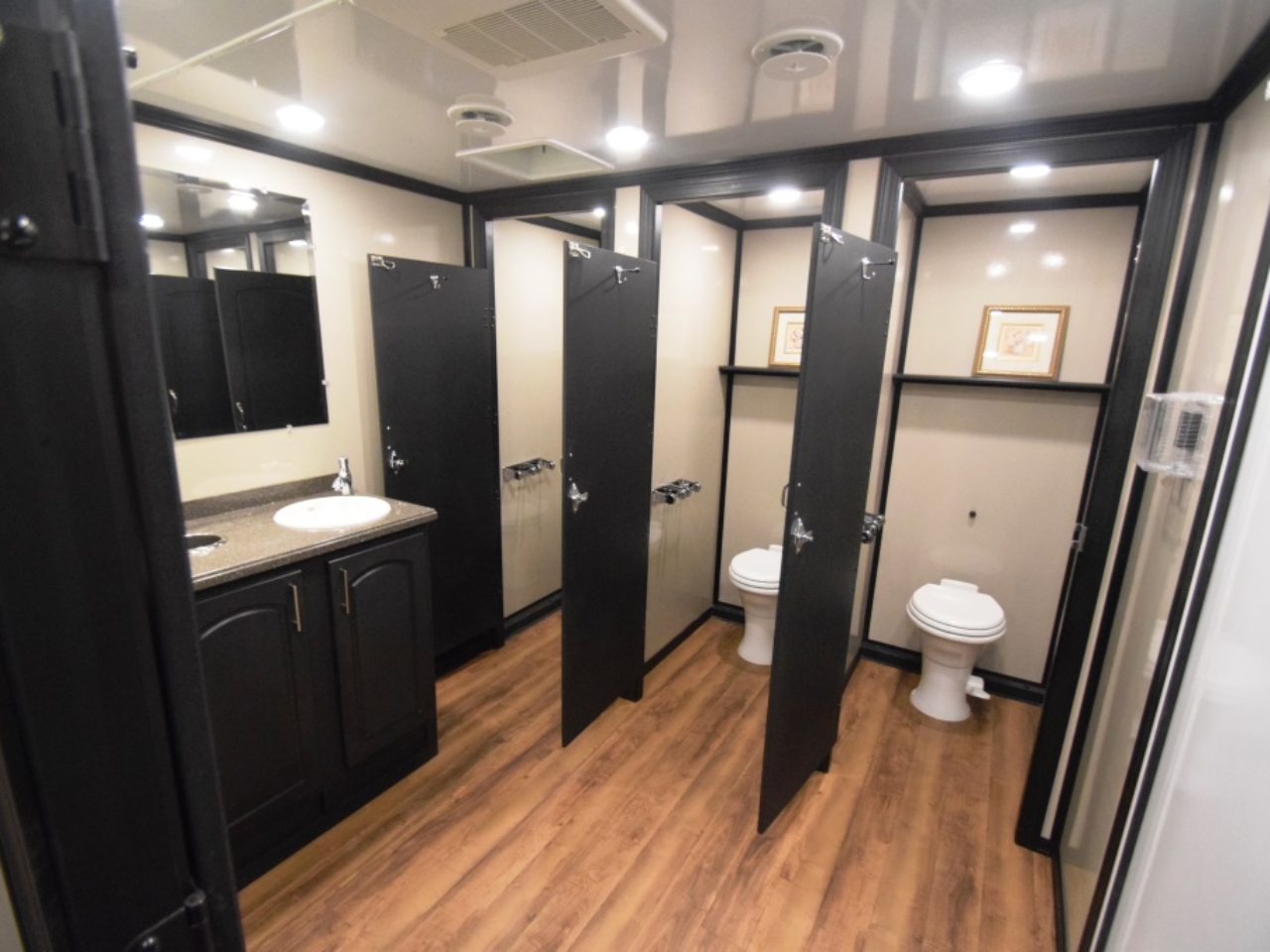 8-Stall Executive Restroom | Blue Peak Tents, Inc.