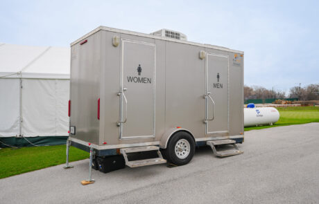 luxury mobile restroom